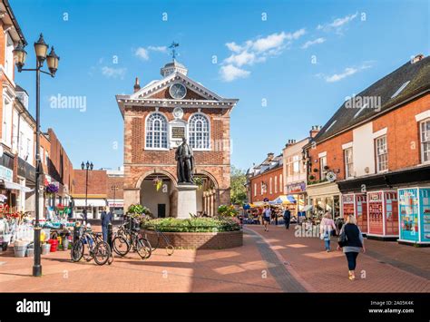 population of tamworth staffordshire.